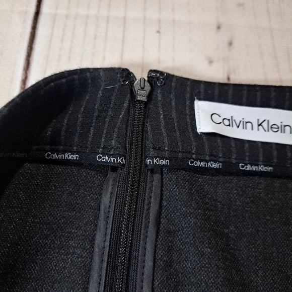 Calvin Klein Pinstripe Career Skirt Button Detail Size 14 - Picture 7 of 10